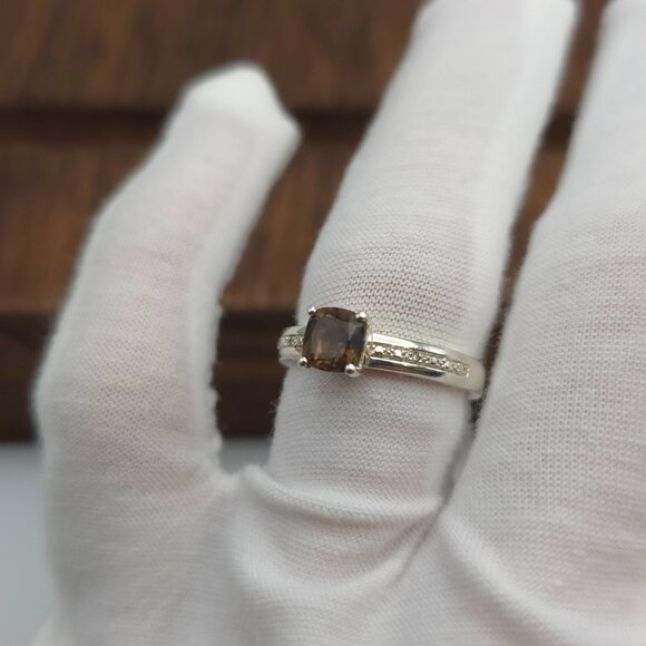 Size 8 925 Sterling Silver Square Smoky Quartz With Diamond Accents Ring - Picture 3 of 8